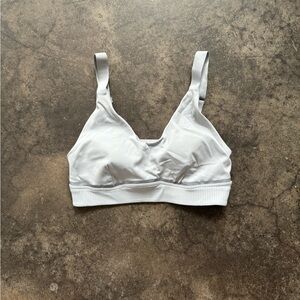Lululemon Sports Bra size 4